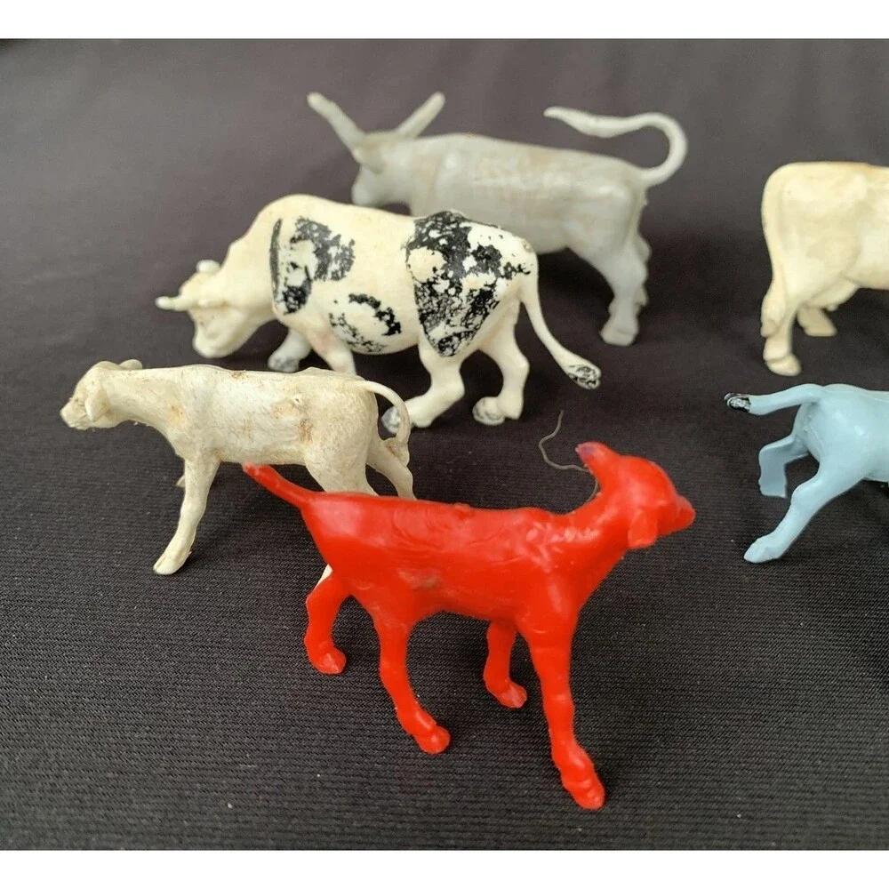 12 Vintage Plastic Farm Animals Cows Bulls Sheep Donkeys Hong Kong  Unmarked